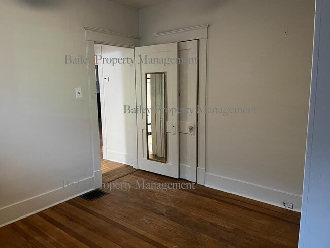 Building Photo - 119 N 44th St