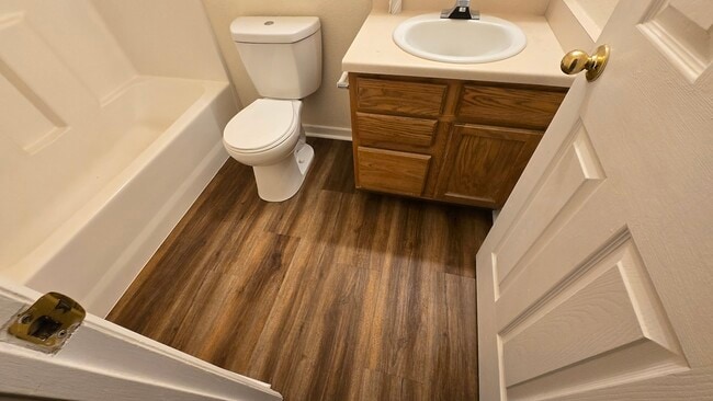 Building Photo - 4304 Lipan St