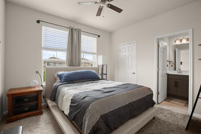 Building Photo - 6406 Owl Creek Ln
