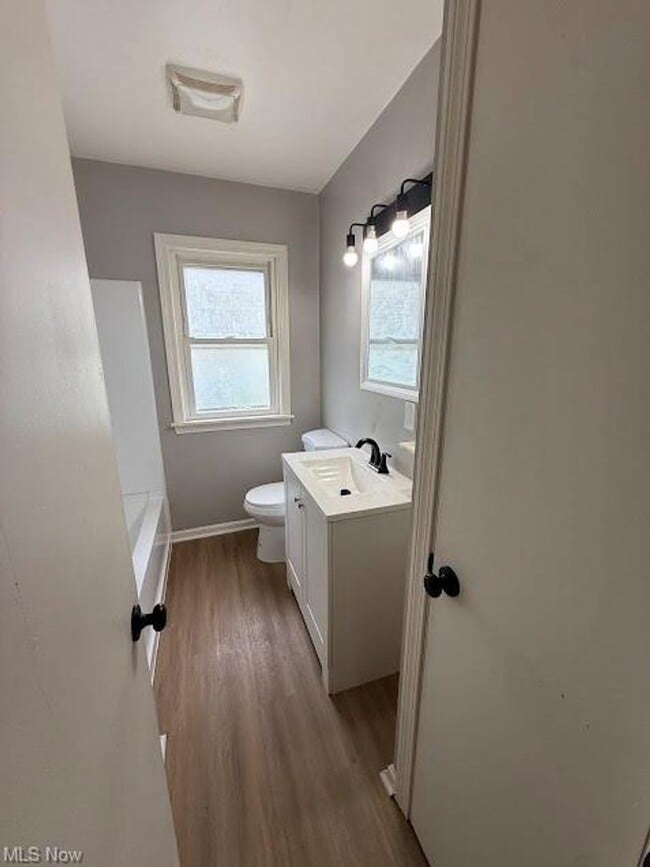 Building Photo - Two bedroom one bathroom single story home for rent