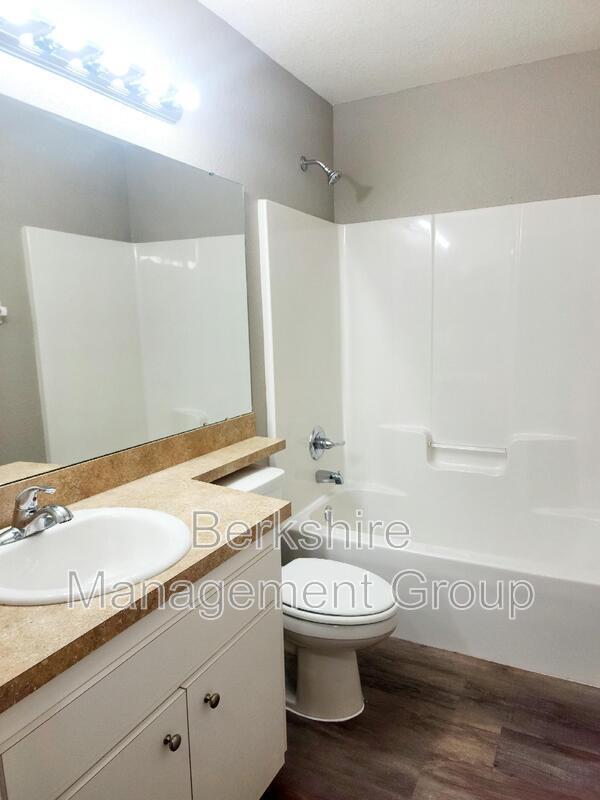 Building Photo - 1134 Pogonia Dr