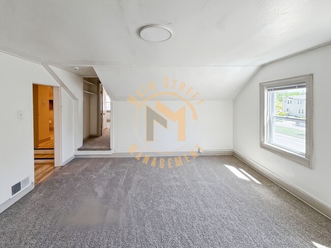 Building Photo - 354 Nicolet Blvd