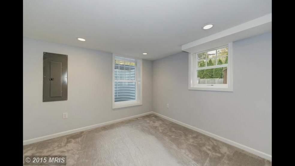 Building Photo - 2831 Cherry St