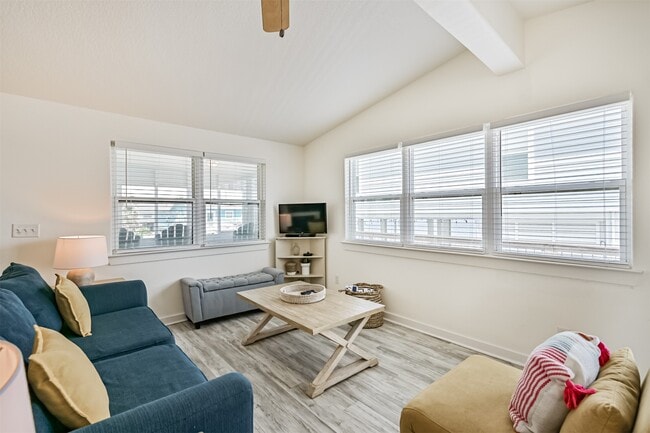 Building Photo - 3806 Concho Key