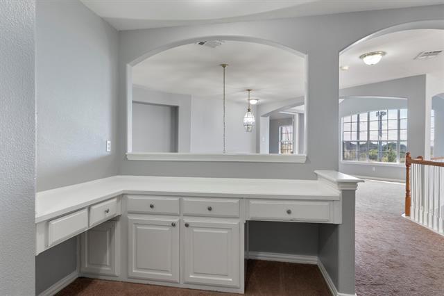 Building Photo - 5701 Chippewa Trail