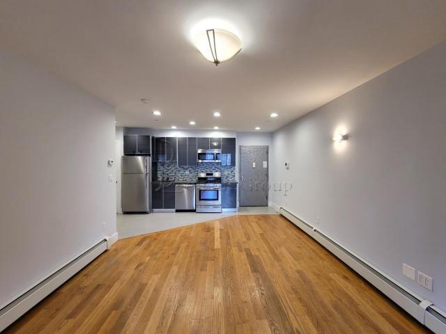 Building Photo - 1 bedroom in ASTORIA NY 11103