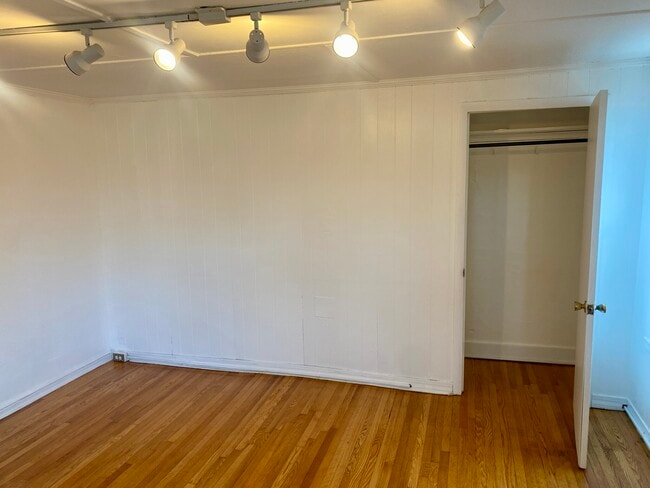 Building Photo - 18 Tremont St