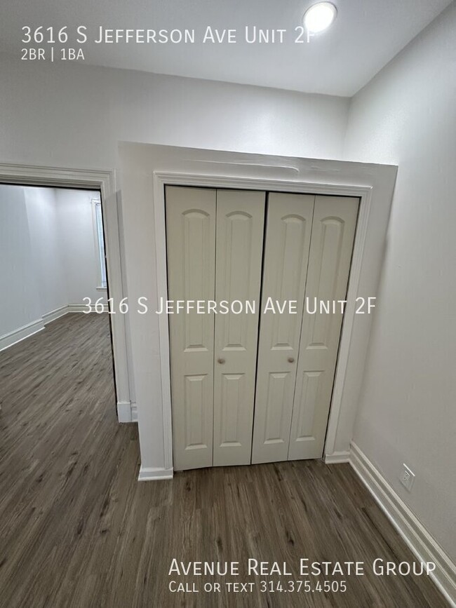 Building Photo - Spacious 2-Bedroom 1-Bathroom in Saint Lou...