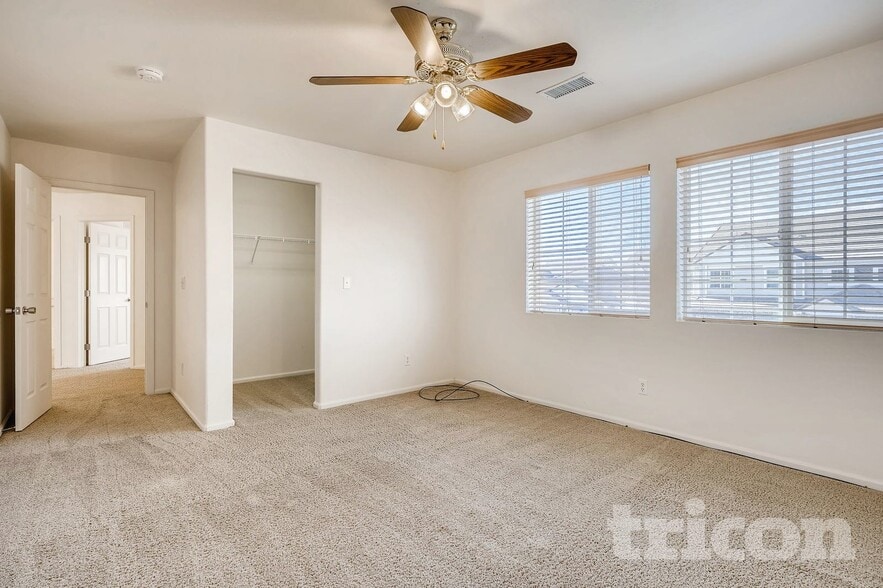 Building Photo - 11858 Idalia St