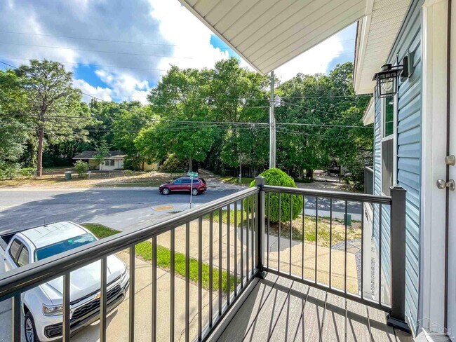 Building Photo - 2106 Schwab Ct