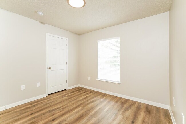 Building Photo - 3468 Steelgate Ct