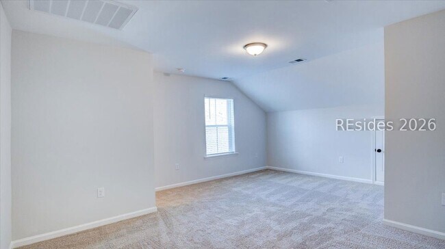 Building Photo - 179 Garden Row Dr N