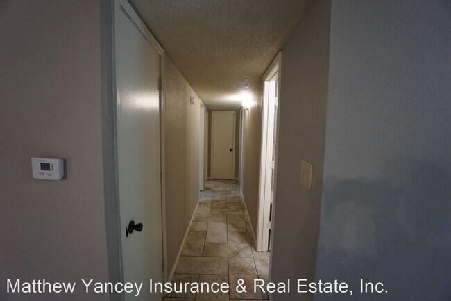 Building Photo - 3 br, 1.5 bath House - 1606 Brewer Ln