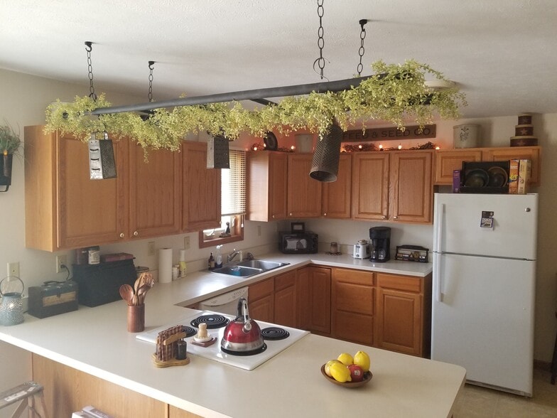 Building Photo - 14125 W Katriene Dr