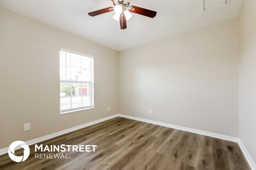 Building Photo - 3607 75th St W