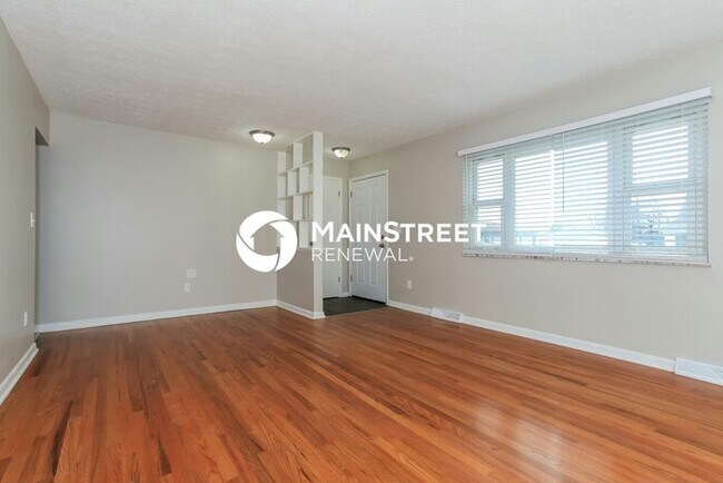 Building Photo - 3 Bedroom Pet-Friendly Home in Columbus, O...