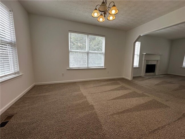 Building Photo - 64 Highlander Way
