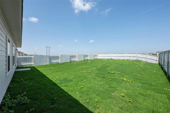 Building Photo - 159 Chesterfield Dr