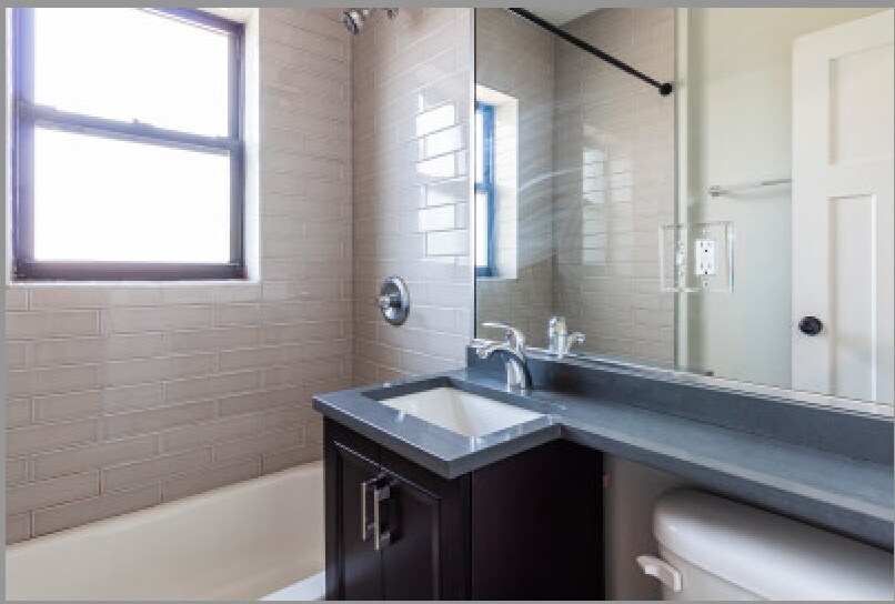 Building Photo - 2909 N Mildred Ave