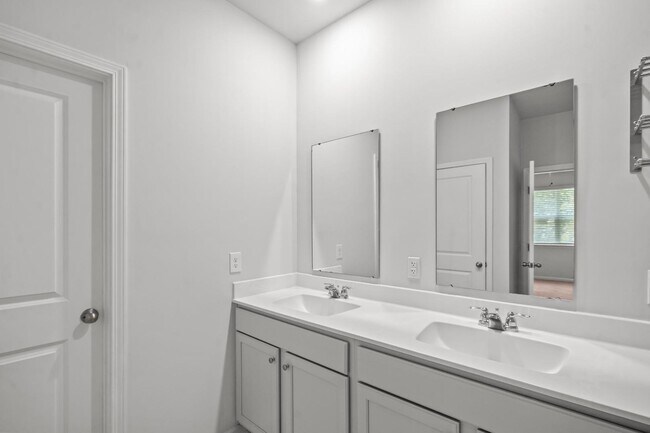 Building Photo - 72 Knotty Ct