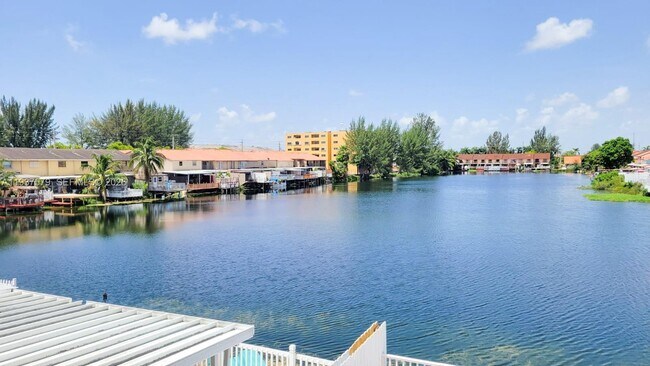 Building Photo - 5320 W 26th Ave