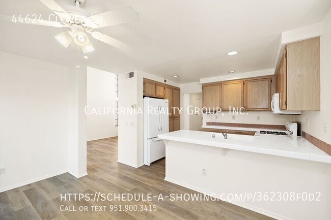 Building Photo - 44624 Clover Ln