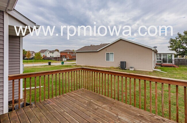 Building Photo - ESTABLISHED NEIGHBORHOOD!!! 4 Bedroom, 3 Bath Home in Ankeny