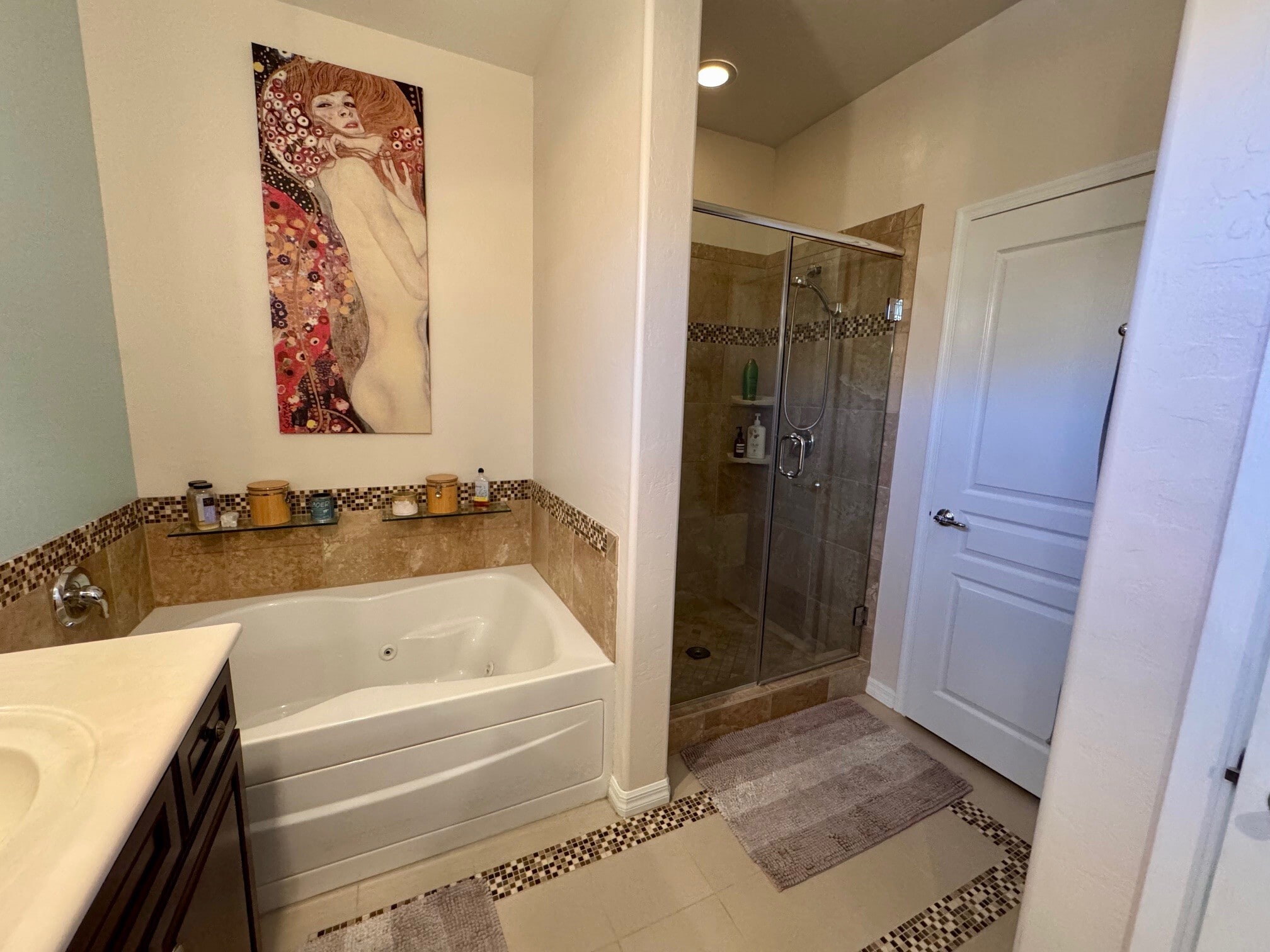 BR1 Ensuite - 1582 Smoke Signal Ct