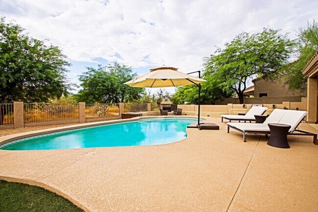 Building Photo - 29641 N 67th St