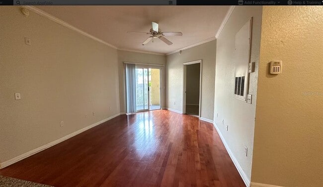 Building Photo - 860 N Orange Ave