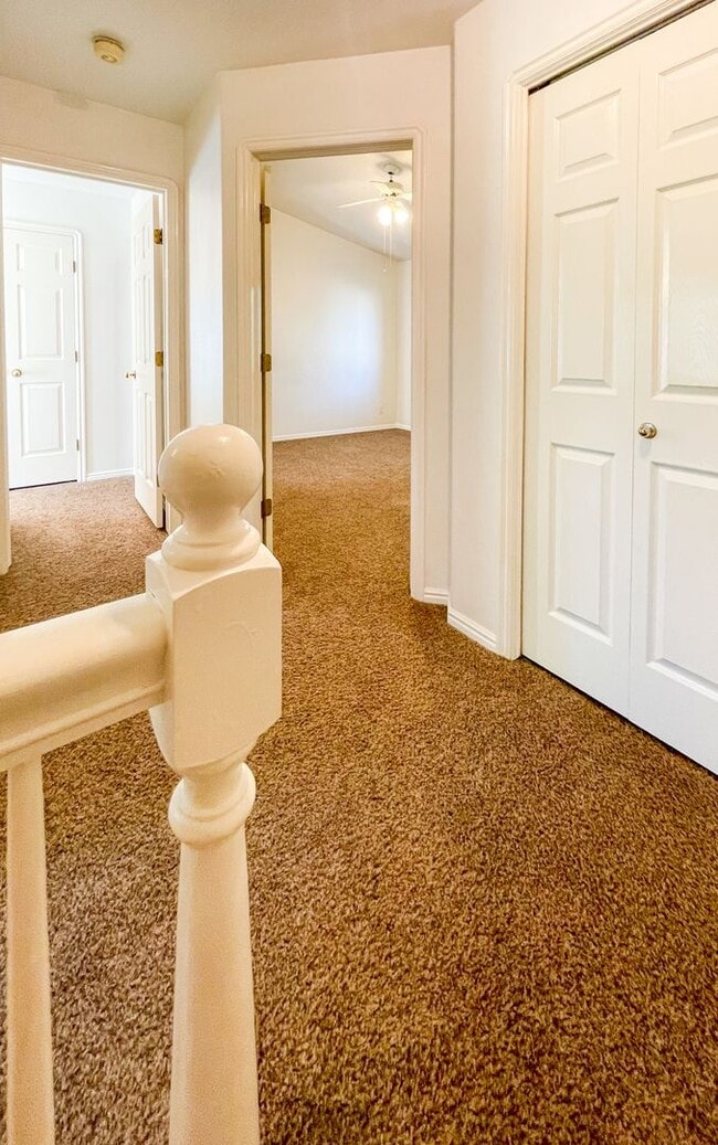 Building Photo - Charming 2 Bedroom Home in Prime Location Near Schools & Shopping