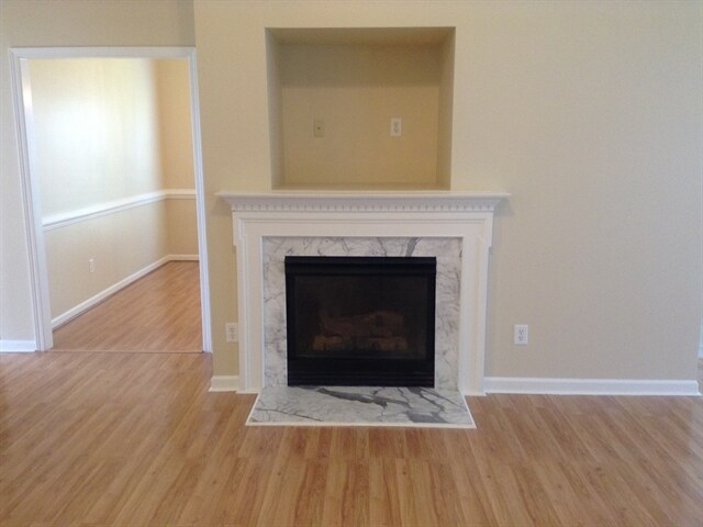 Building Photo - 13436 Planters Row Dr