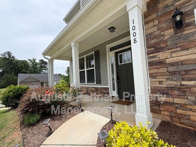 Building Photo - 1008 Swan Ct