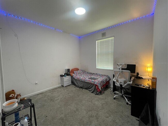 Building Photo - 33611 Sky Blossom Cir