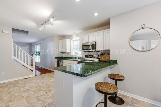 Building Photo - 5200 Parrish Creek Dr