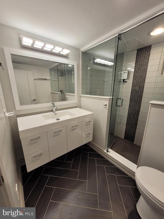 Building Photo - 2710 Rose Valley Dr