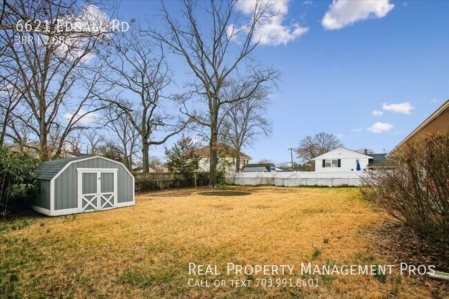 Building Photo - 6621 Edsall Rd