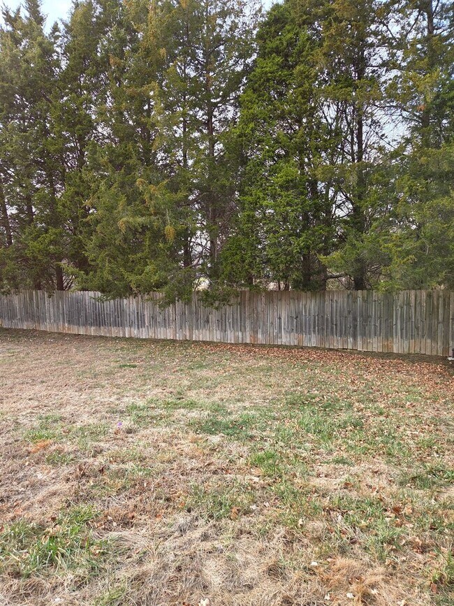 Building Photo - 171 Red Hawk Dr