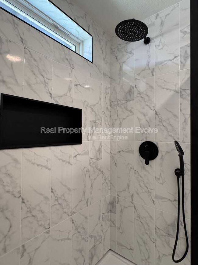 Building Photo - 4428 E Joan De Arc Ave