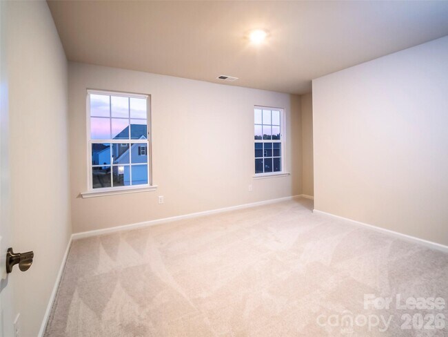 Building Photo - 1616 Swallow Tail Dr