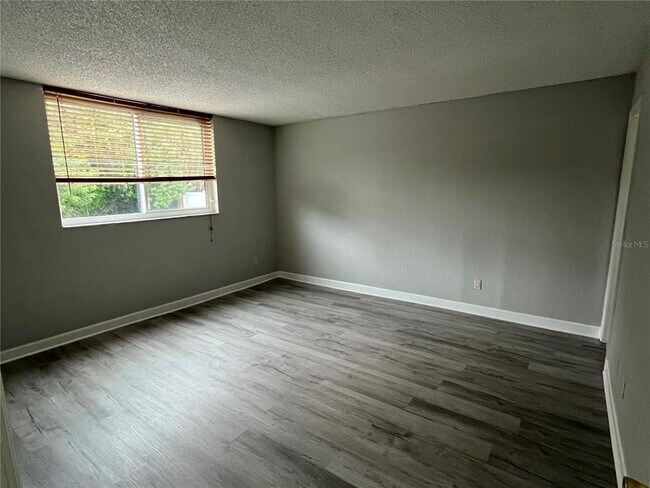 Building Photo - 2610 Coconut Bay Ln