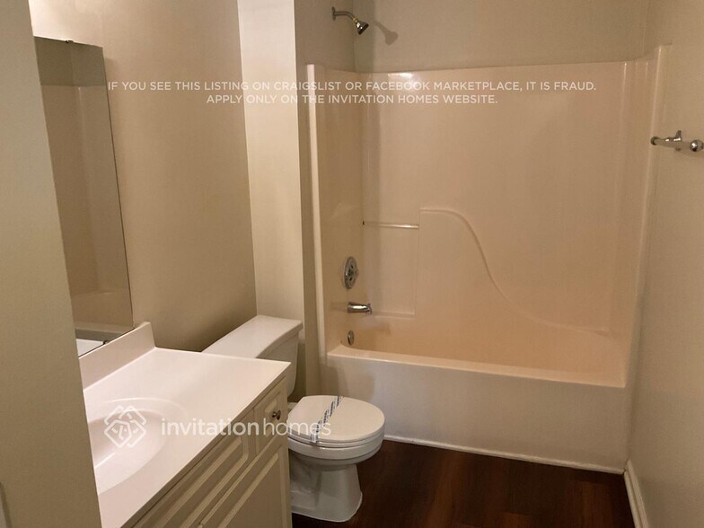 Building Photo - 7135 Badenoch Ct