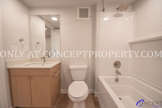 Building Photo - Embrace fresh, modern mountain living in this spacious 2-bedroom, 2-bath apartment at Studio Cros...