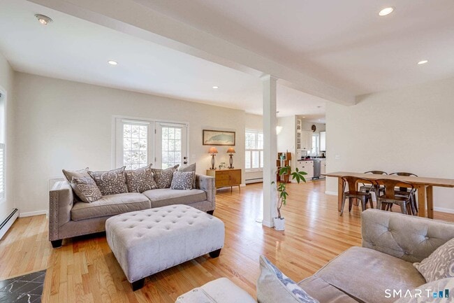 Building Photo - 46 Cow Hill Rd