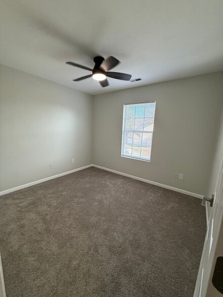 Building Photo - 7021 Sunman Rd