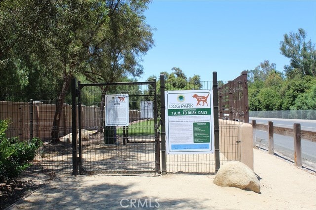 Building Photo - 2022 Via Mariposa E