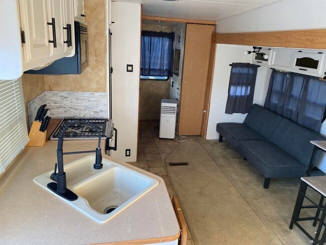 Building Photo - 12617 E 46th Dr