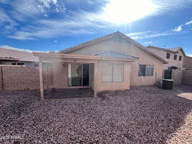 Building Photo - 17284 W Mohave St