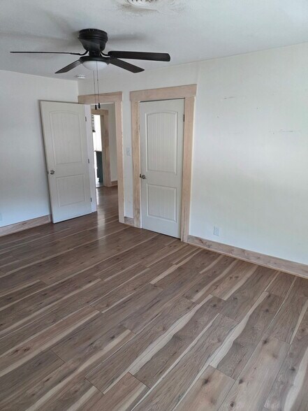 Bedroom 1 - 530 N Royal Ave