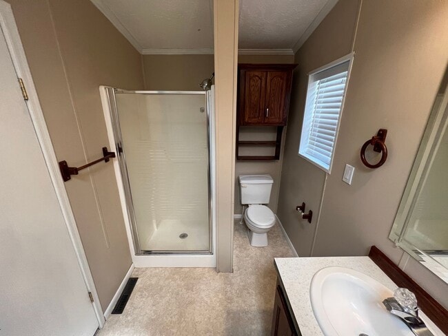Building Photo - 3 Bedroom 2 Bath High-End Mobile Home with...